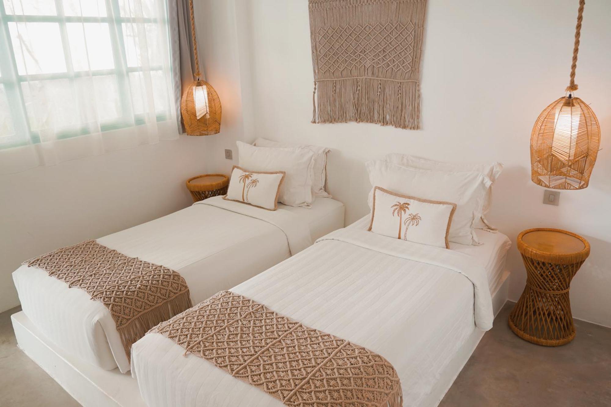 Hotel Seaesta Komodo & Labuan Bajo