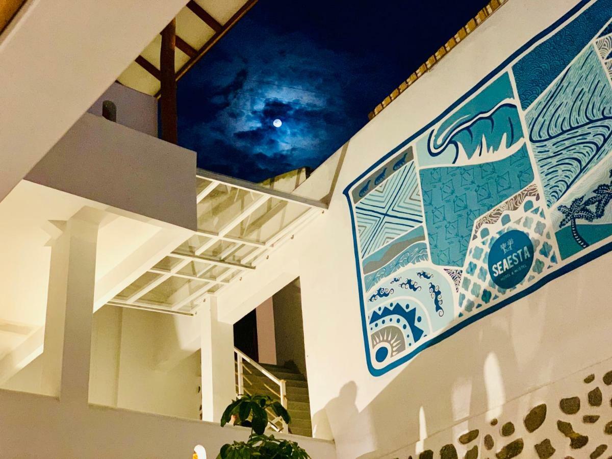 Seaesta Komodo & Hotel